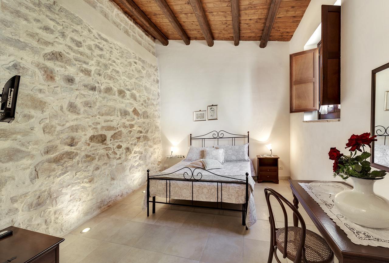 Penzion Silva Suri Marina di Ragusa Exteriér fotografie
